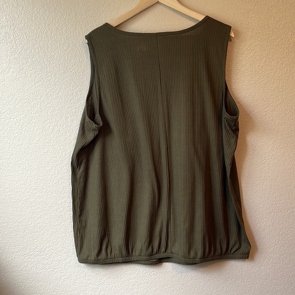 Lane Bryant Textured Olive Green Tank Top sz 22/24 - Picture 7 of 11